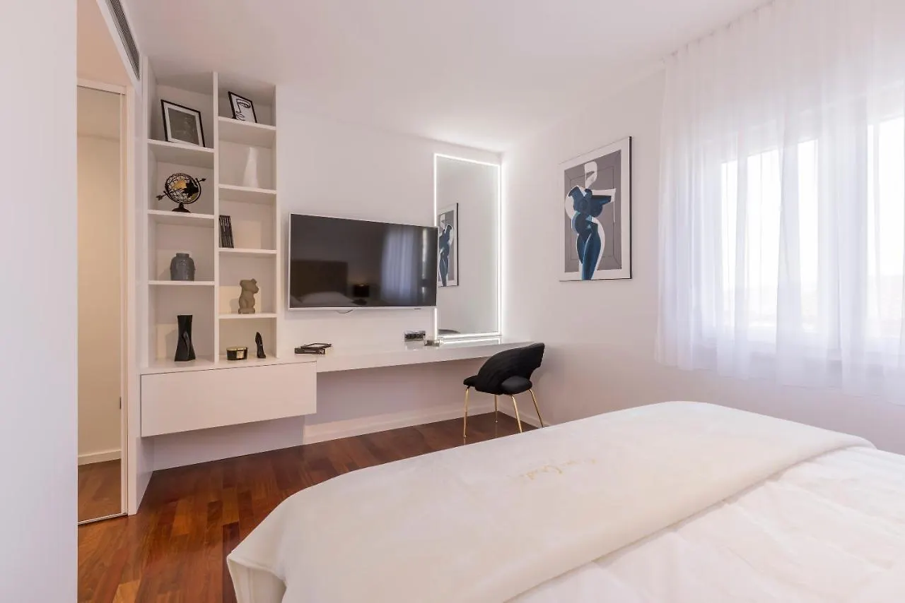Villa House Matija Kaštel Stari