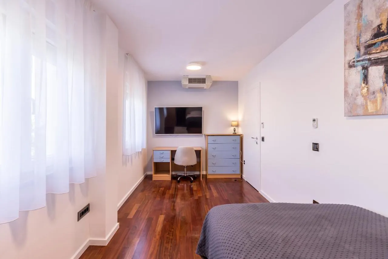 Villa House Matija Kaštel Stari